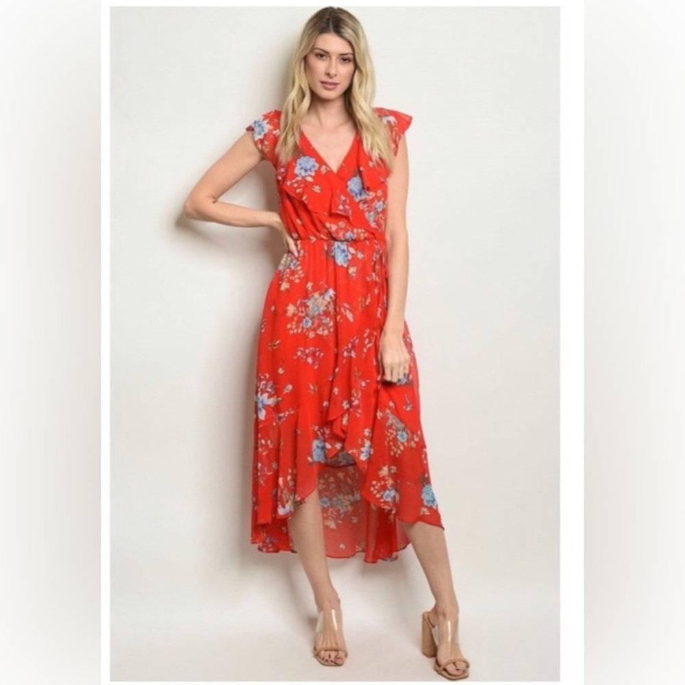 Beautiful boutique, Mavericks, red, wrap illusion, ruffled floral dress❤️